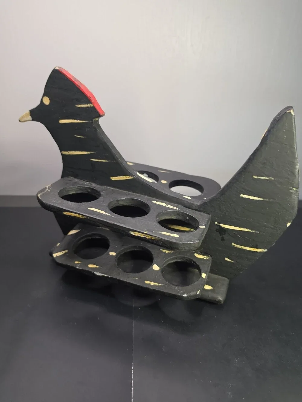 Hand-Painted Black Wooden Bird Egg Holder - Decorative Pet Bird Theme